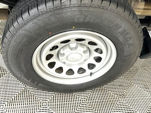 Used 2023 GMC Sierra 1500 Pro w/ Pro Value Package image 17