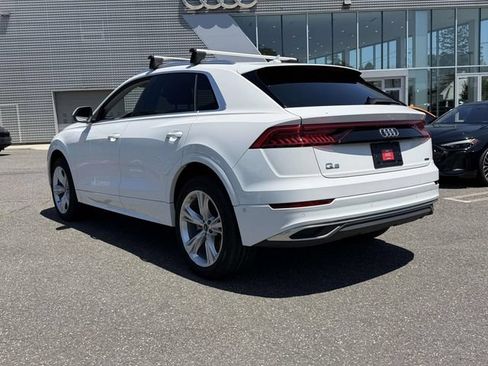 Certified 2023 Audi Q8 Premium w/ Convenience Package AWD/4WD image 4