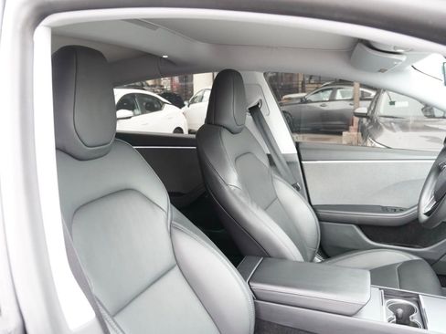 Used 2025 Tesla Model 3 Long Range image 14