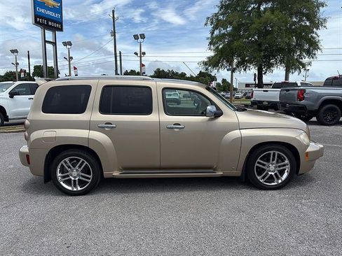 Used 2006 Chevrolet HHR LT w/ Preferred Equipment Group FWD image 4