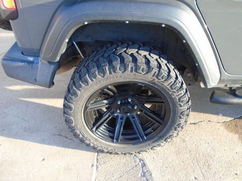 Used 2021 Jeep Wrangler Unlimited Sport AWD/4WD image 8