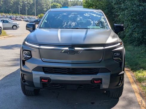 New 2026 Chevrolet Silverado EV Trail Boss w/ Premium Package AWD/4WD image 6