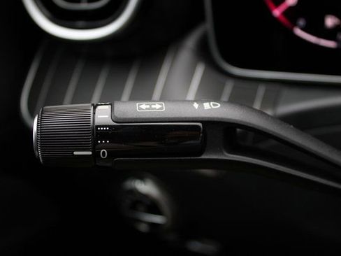 New 2025 Mercedes-Benz C 300 4MATIC Sedan image 18