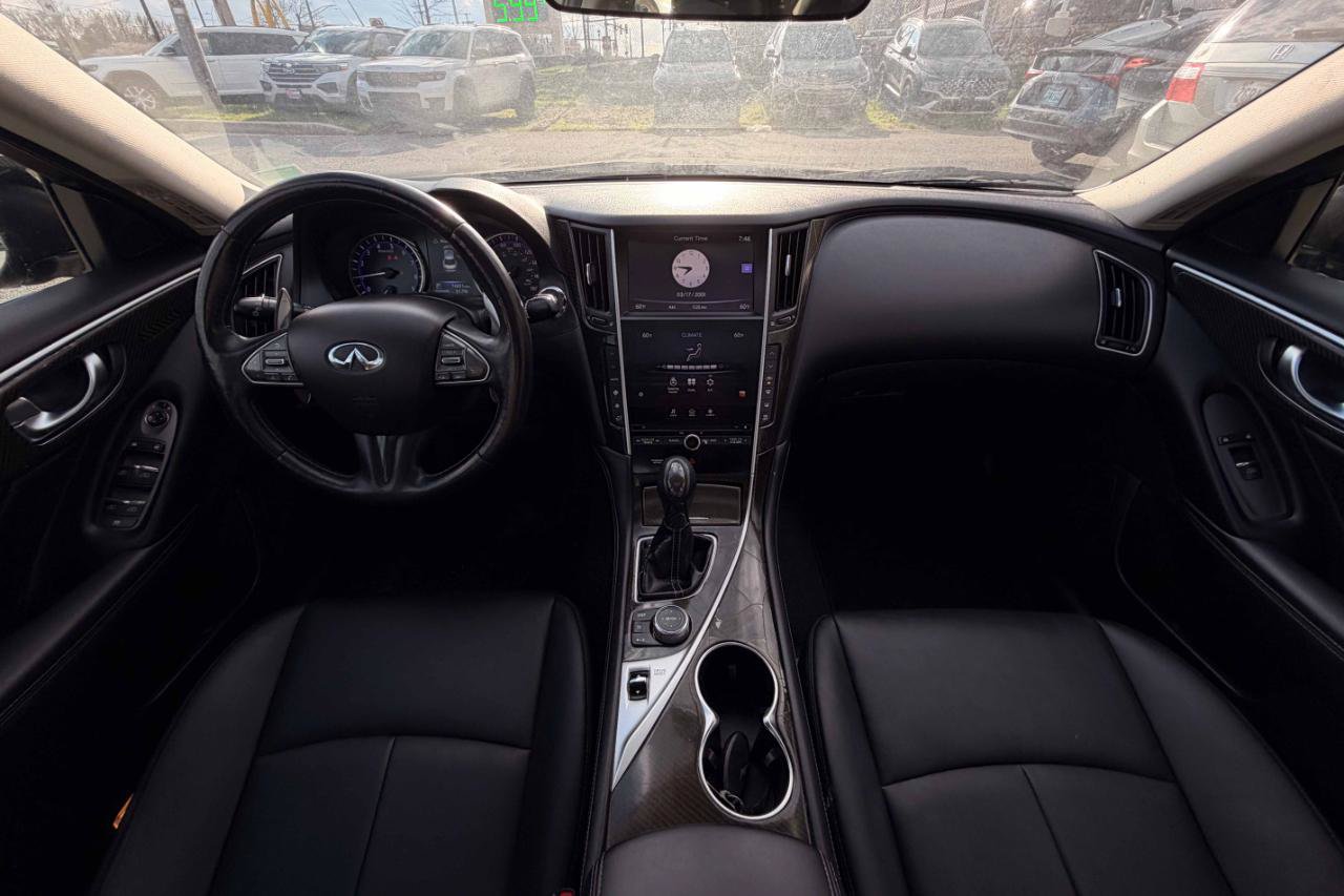 Used 2015 INFINITI Q50 AWD w/ Moonroof Package image 11