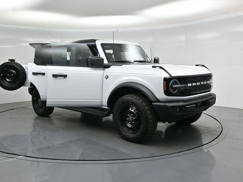 New 2026 Ford Bronco Outer Banks image 32