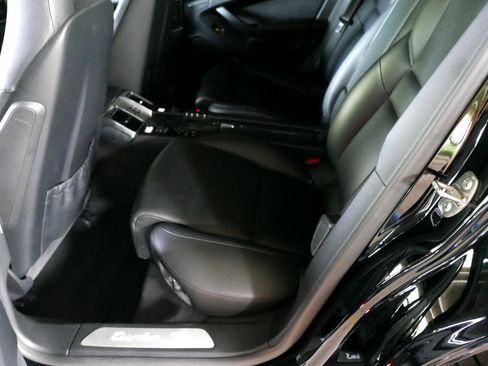 Used 2012 Porsche Panamera Turbo S image 31