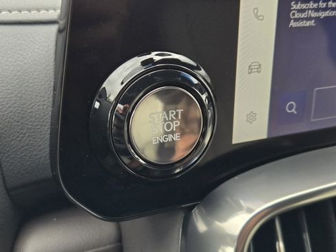 Used 2023 Lexus LX 600 4WD w/ Appearance Package image 20