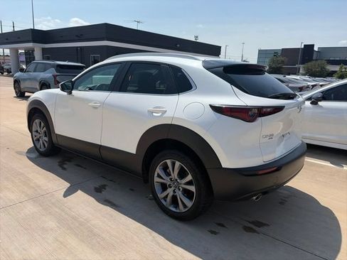 Used 2025 MAZDA CX-30 AWD 2.5 S w/ Preferred Package image 3