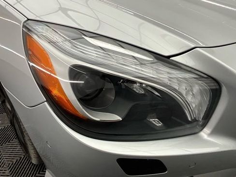 Used 2013 Mercedes-Benz SL 550 image 23