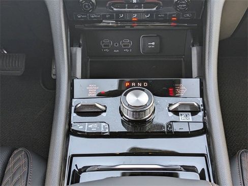 New 2025 Jeep Grand Cherokee L Summit w/ Luxury Tech Group V image 18