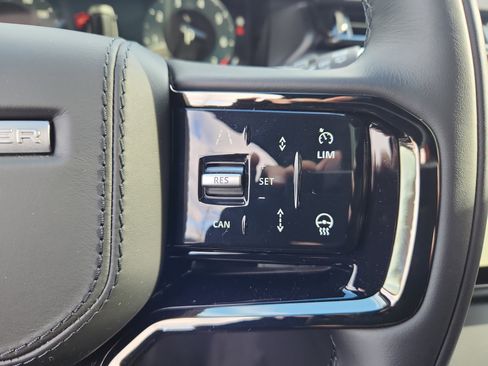 New 2026 Land Rover Range Rover Velar S image 20