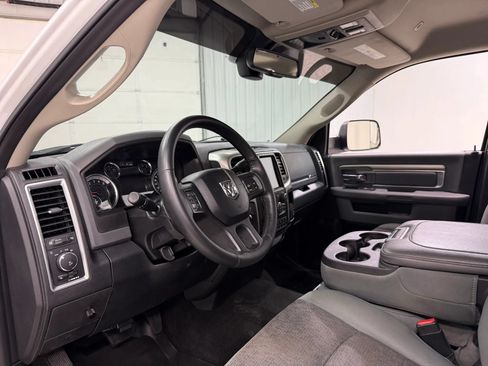 Used 2017 RAM 3500 Big Horn AWD/4WD image 12