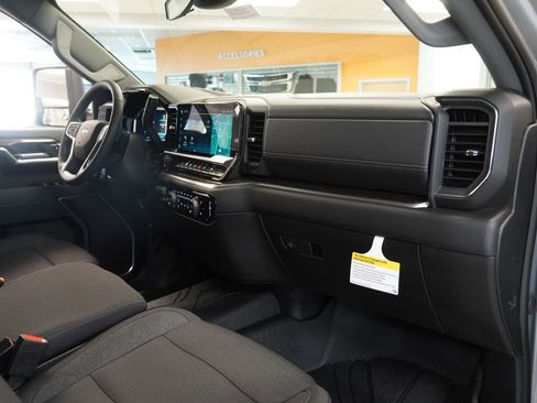 New 2026 Chevrolet Silverado 3500 LT image 34