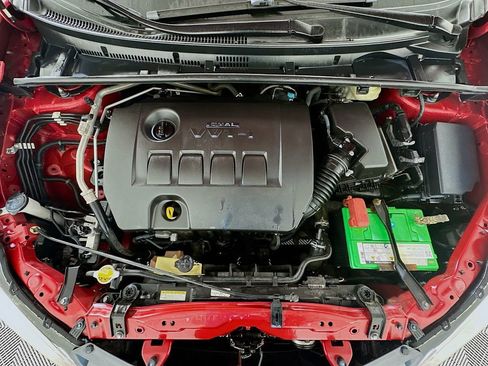 Used 2016 Toyota Corolla LE image 30