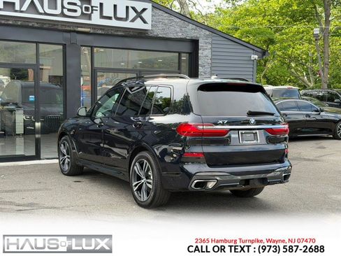 Used 2021 BMW X7 xDrive40i w/ M Sport Package AWD/4WD image 22