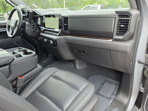 Used 2025 GMC Sierra 1500 SLT AWD/4WD image 14