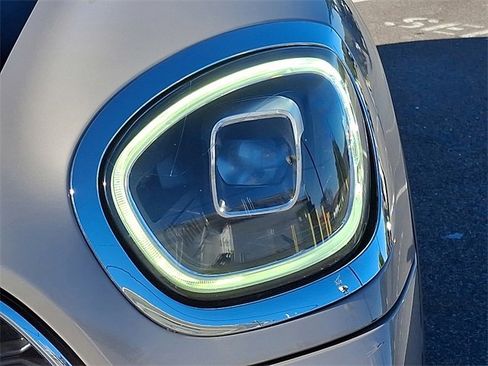 Used 2024 MINI Cooper Countryman S w/ Signature Upholstery Package image 9