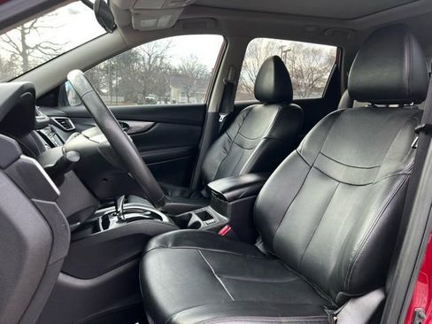 Used 2016 Nissan Rogue SL w/ SL Premium Package image 14