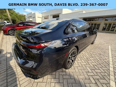 Certified 2025 BMW 760i xDrive w/ Executive Package image 9