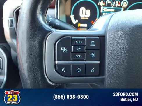 Certified 2022 Ford F150 Lariat w/ Equipment Group 502A High image 21