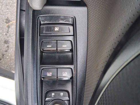 Used 2021 Subaru Crosstrek 2.5i Sport w/ Moonroof Package image 14