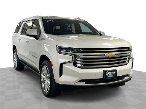Used 2023 Chevrolet Suburban High Country image 42