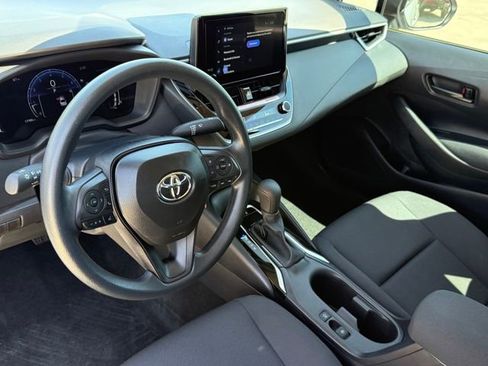 Used 2026 Toyota Corolla LE image 11