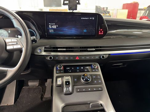 Used 2025 Hyundai Palisade Calligraphy AWD/4WD image 6