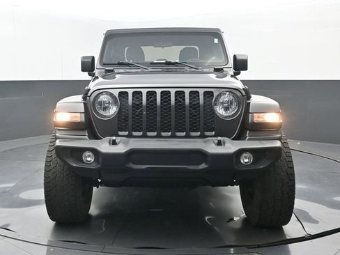 Used 2021 Jeep Gladiator Sport image 20