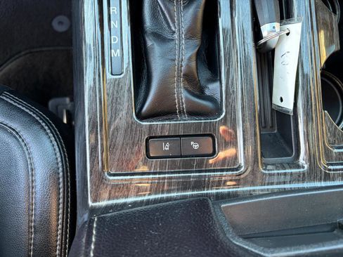 Used 2020 Ford F150 Lariat w/ Equipment Group 502A Luxury image 28