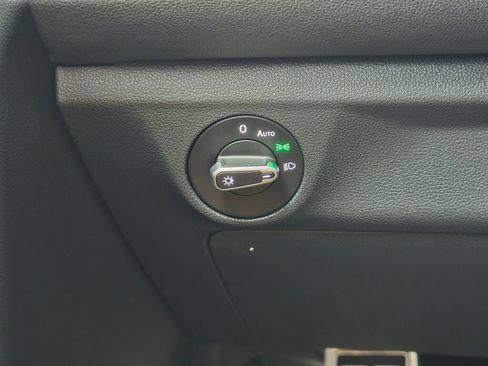 Used 2025 Volkswagen Jetta Sport image 25