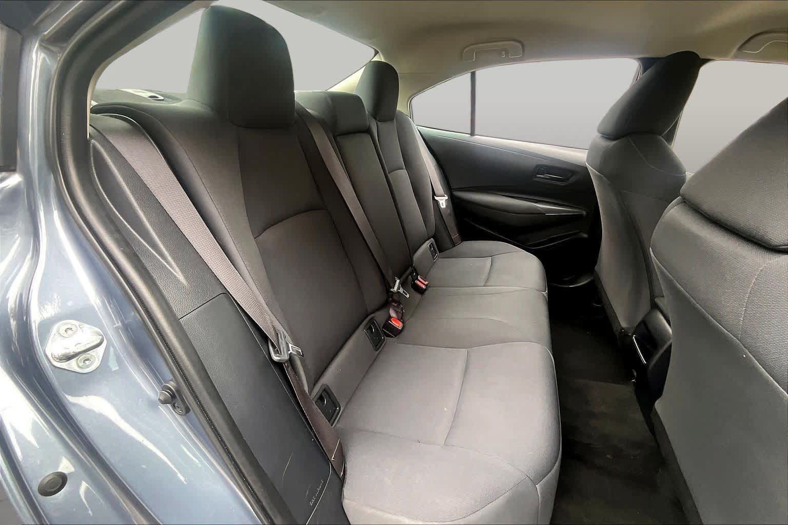 Used 2022 Toyota Corolla LE FWD image 20