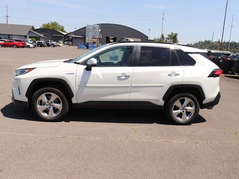 Used 2021 Toyota RAV4 Limited AWD/4WD image 8