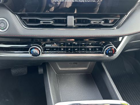 Used 2026 Chevrolet Equinox RS image 29