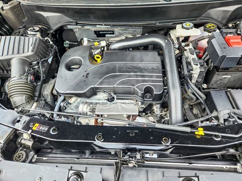 Used 2025 Chevrolet Equinox LT image 21