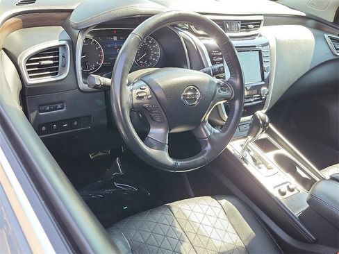 Used 2022 Nissan Murano Platinum w/ Cargo Package image 2