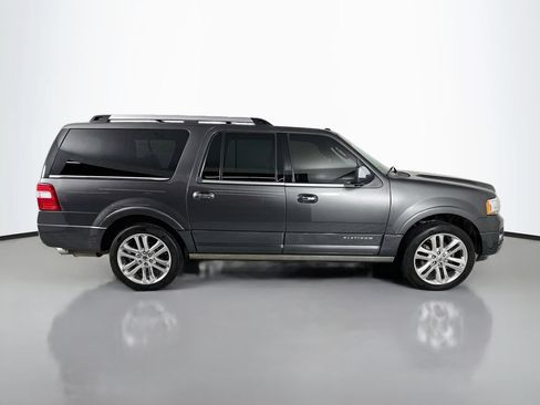 Used 2017 Ford Expedition EL Platinum AWD/4WD image 8