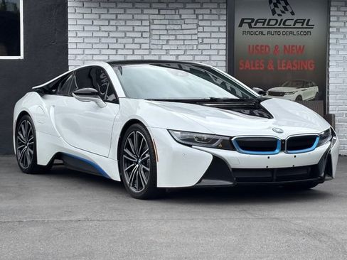 Used 2019 BMW i8 Coupe AWD/4WD image 6