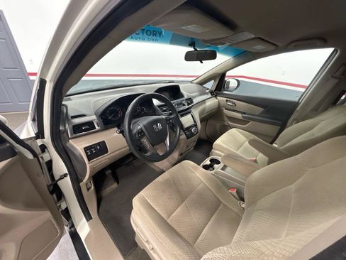 Used 2016 Honda Odyssey SE image 10