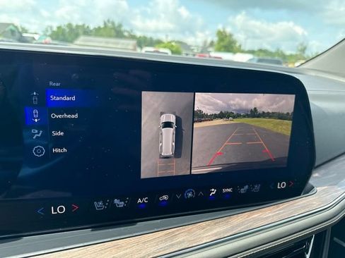 New 2026 Chevrolet Suburban Premier w/ Sun And Tow Package AWD/4WD image 30