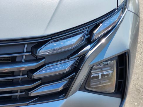 Certified 2025 Hyundai Tucson SEL AWD/4WD image 10