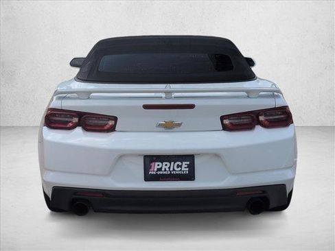 Used 2020 Chevrolet Camaro LT RWD image 6