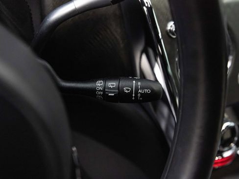 Certified 2019 Rolls-Royce Cullinan image 41