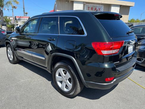 Used 2013 Jeep Grand Cherokee Laredo RWD image 5