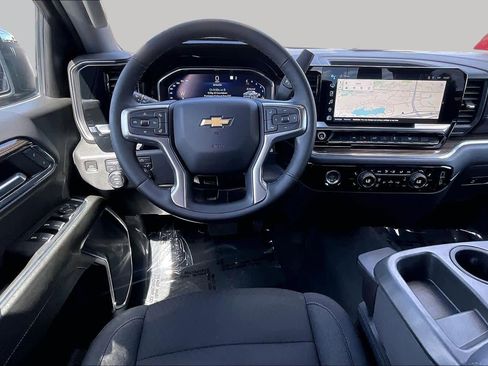 Used 2023 Chevrolet Silverado 1500 LT AWD/4WD image 6