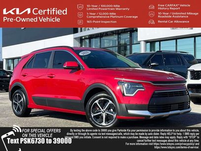 Certified 2025 Kia Niro EX