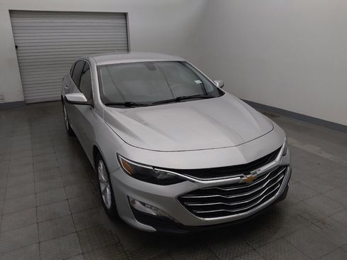 Used 2020 Chevrolet Malibu LT FWD image 14