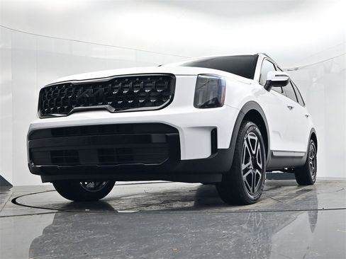 New 2025 Kia Telluride EX X-Line image 34