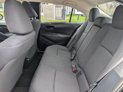 Used 2023 Toyota Corolla LE w/ Carpet Mat Package (TMS) FWD image 18