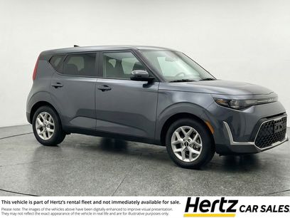 Used 2025 Kia Soul LX w/ LX Technology Package